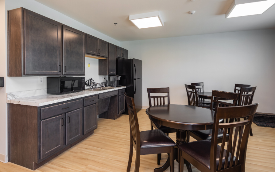 Emmas Rose 55+ - Photo 6 of 60