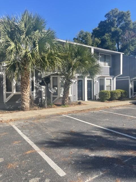 2548 Sw 31st Pl - Photo 2 of 16