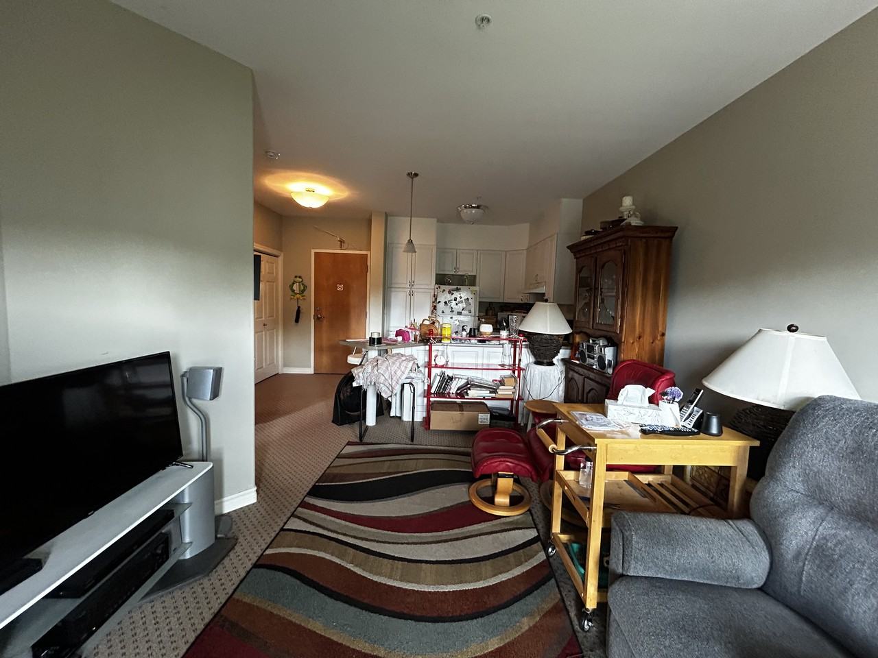 233 Queen Mary Road #401 - Photo 2 of 6