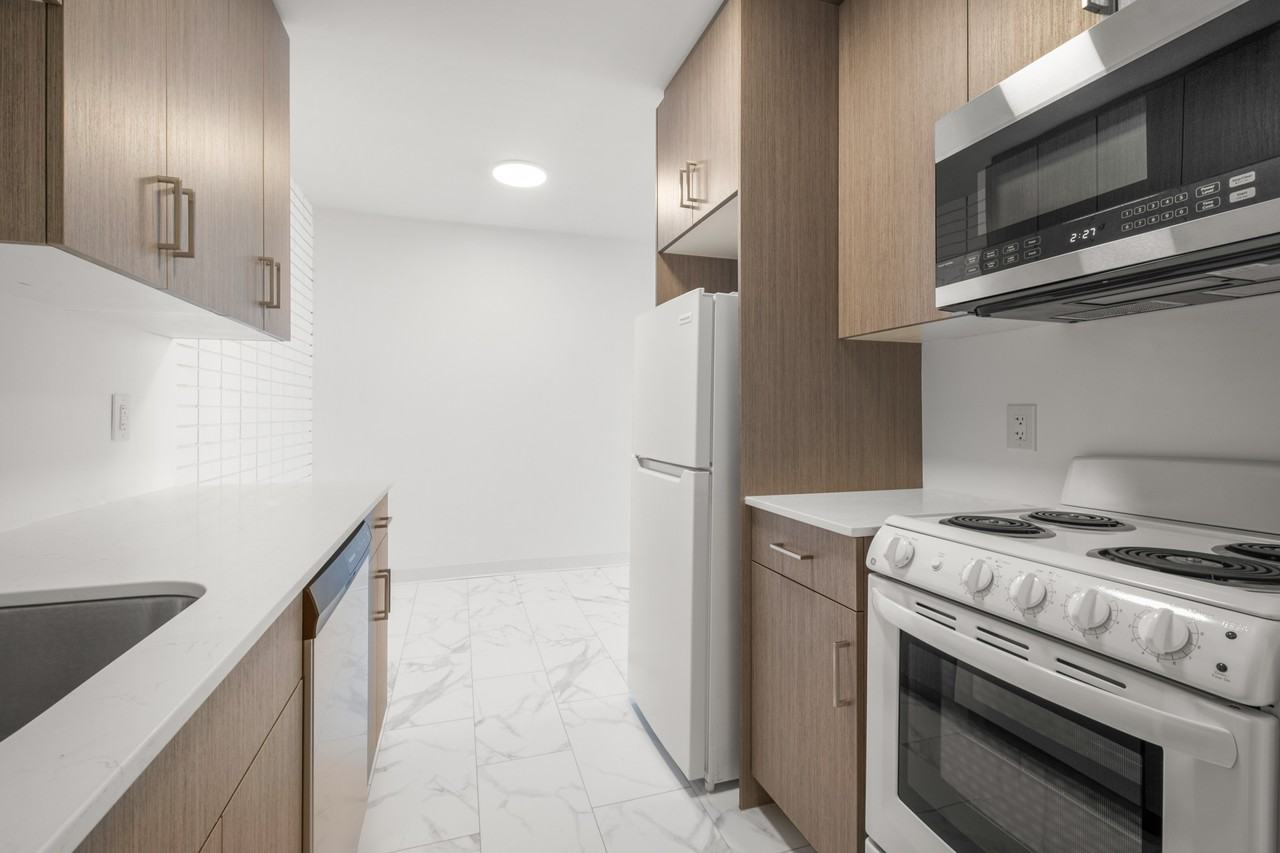 800 Beverley Street - Photo 5 of 13