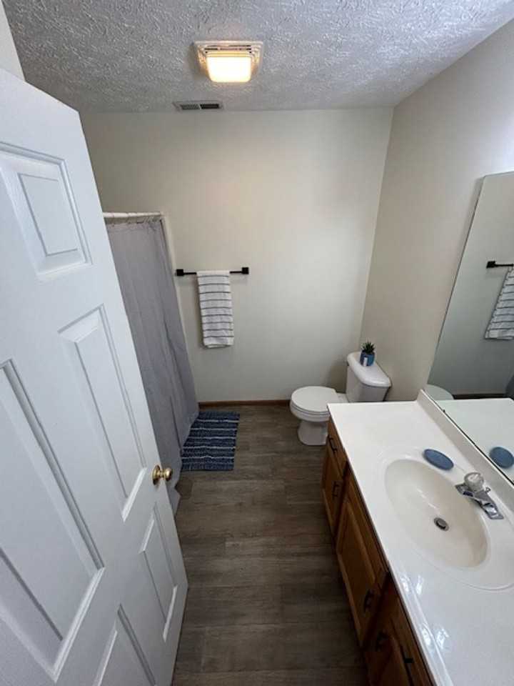 1340 Wayne St - Photo 3 of 16