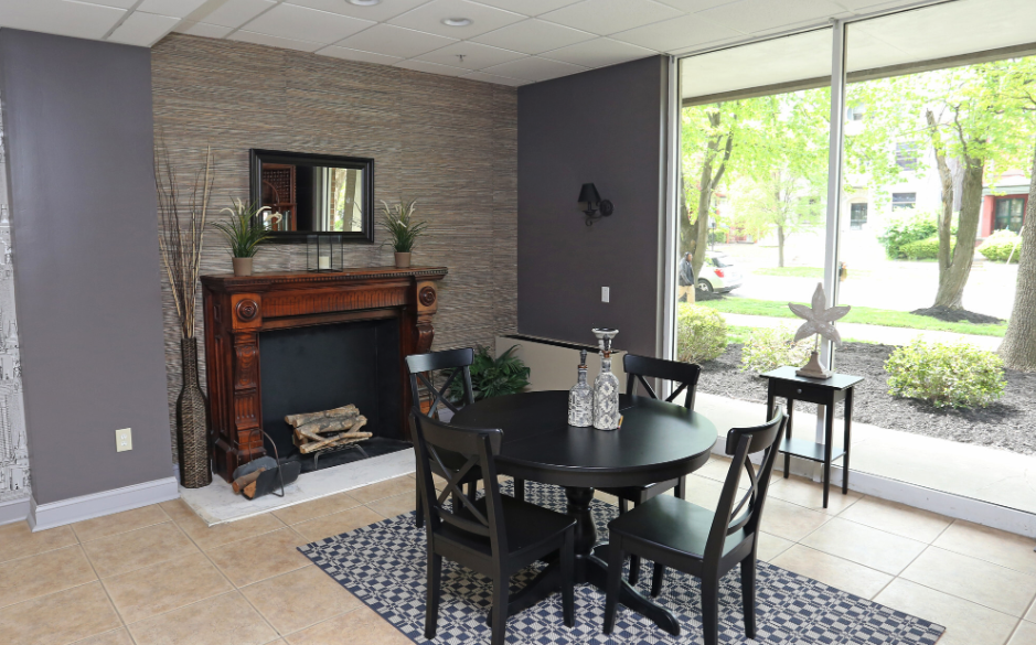 Hillebrand House 62+ - Photo 7 of 54