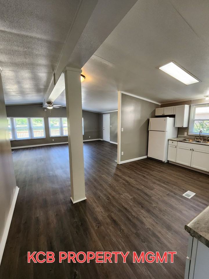 17 Cedar Is - Photo 3 of 15