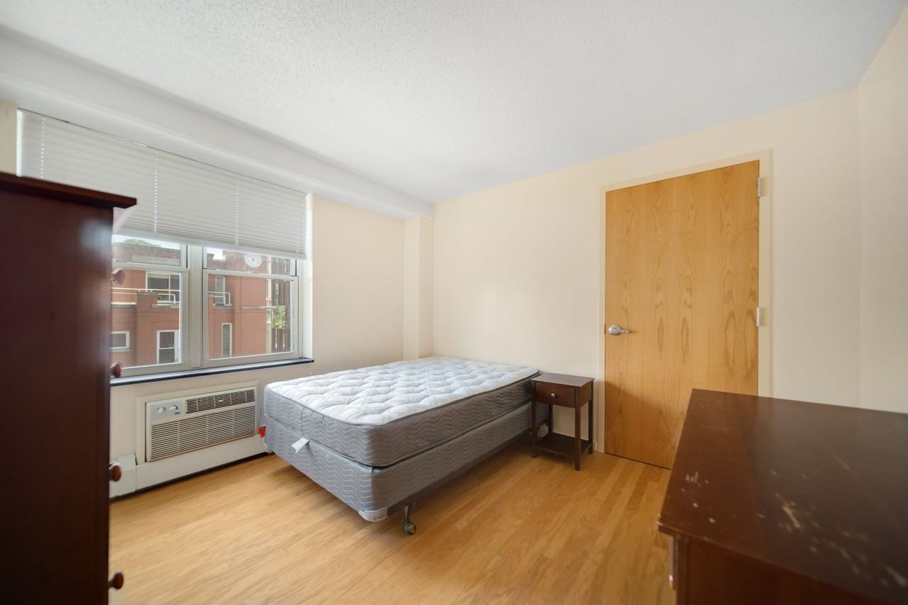 400 College Ave - Photo 7 of 27