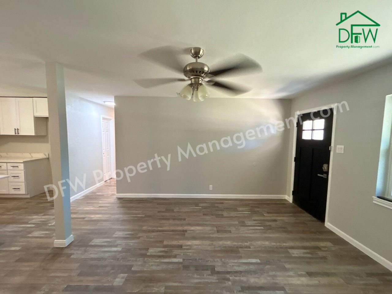 503 W Cedar St - Photo 3 of 42