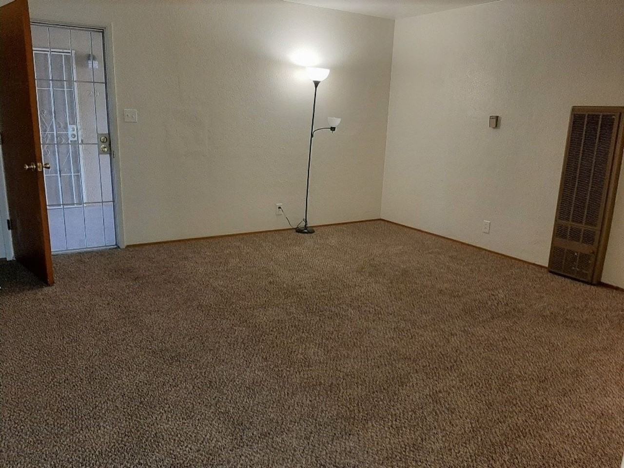 NEPLUS COURT - Photo 2 of 14