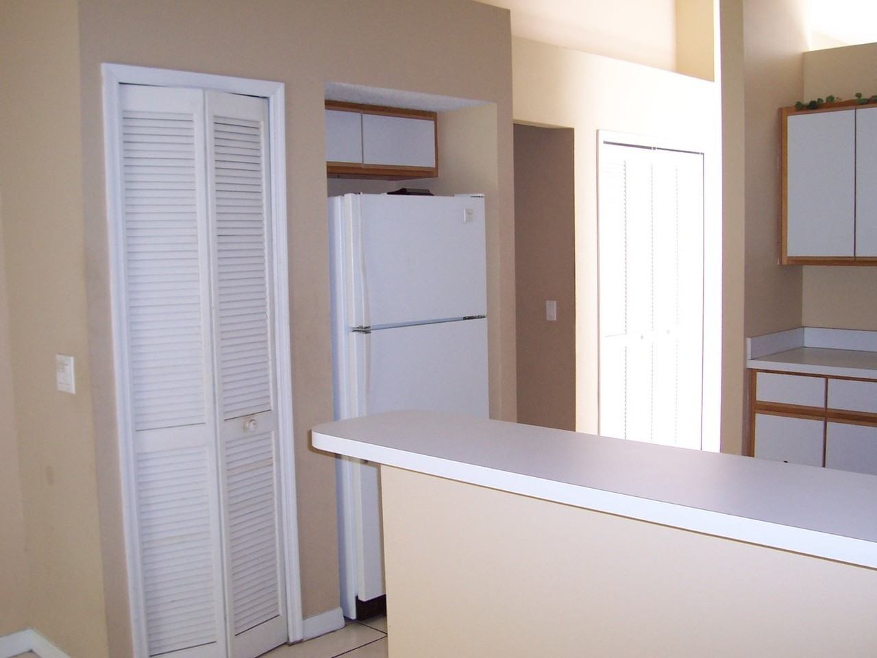 982 Little Creek Rd - Photo 6 of 12