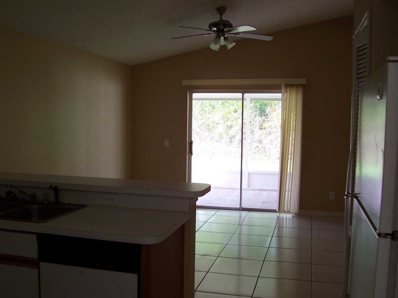 982 Little Creek Rd - Photo 7 of 12