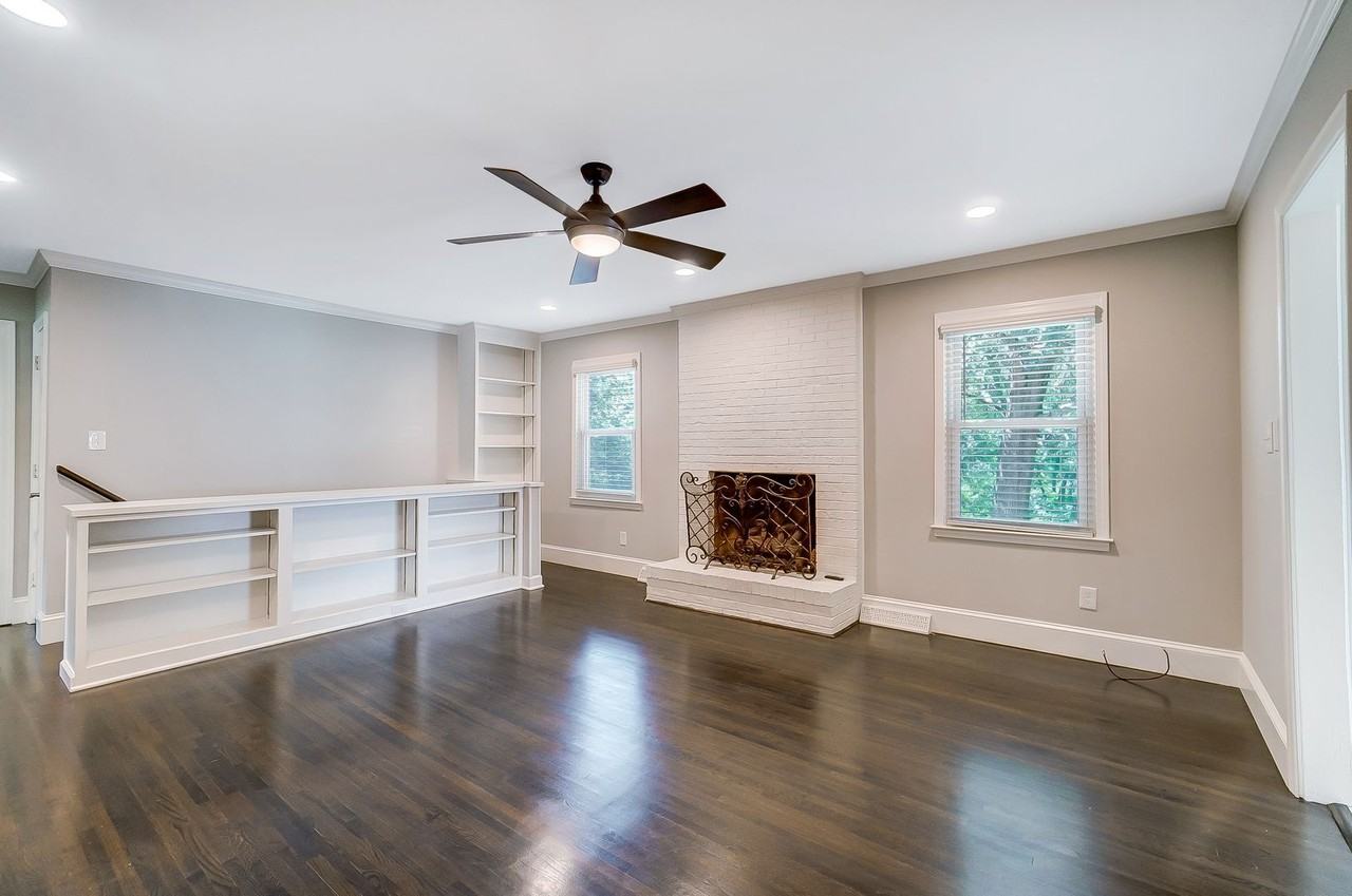 5032 Broken Saddle Ln - Photo 6 of 50