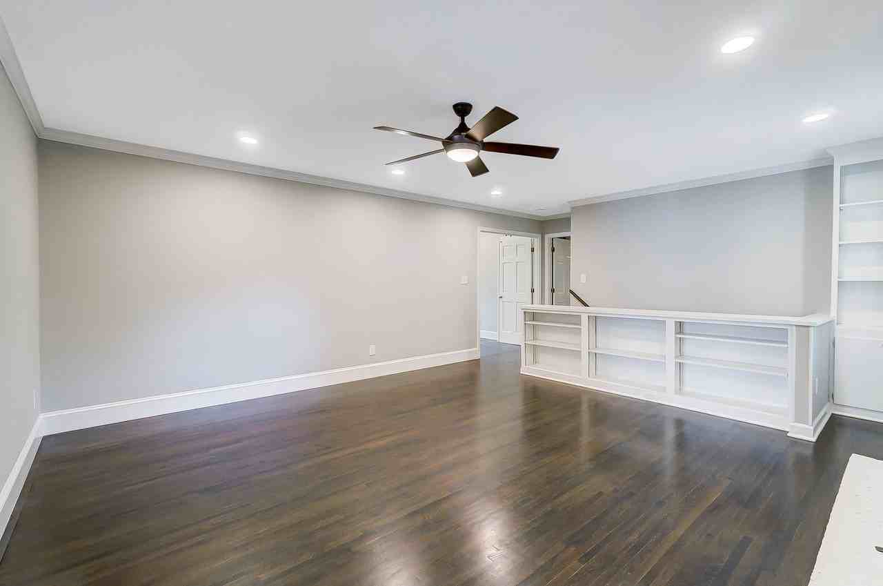 5032 Broken Saddle Ln - Photo 7 of 50