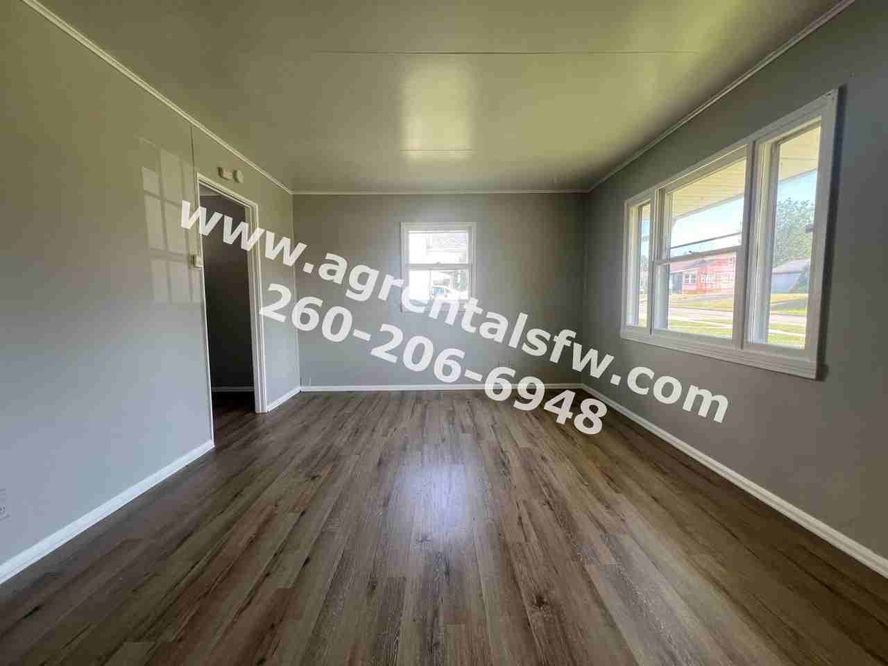 2005 Vance Ave - Photo 3 of 13