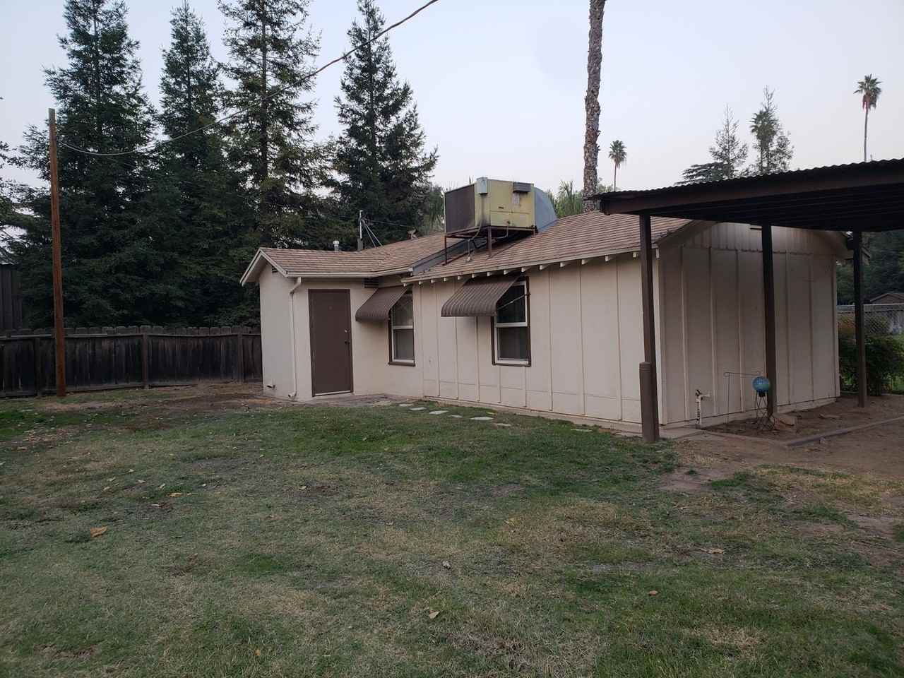 1701 N Berkeley Ave - Photo 3 of 12