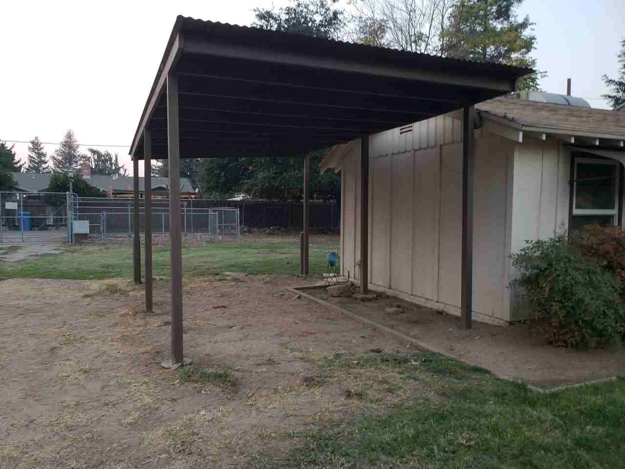 1701 N Berkeley Ave - Photo 2 of 12