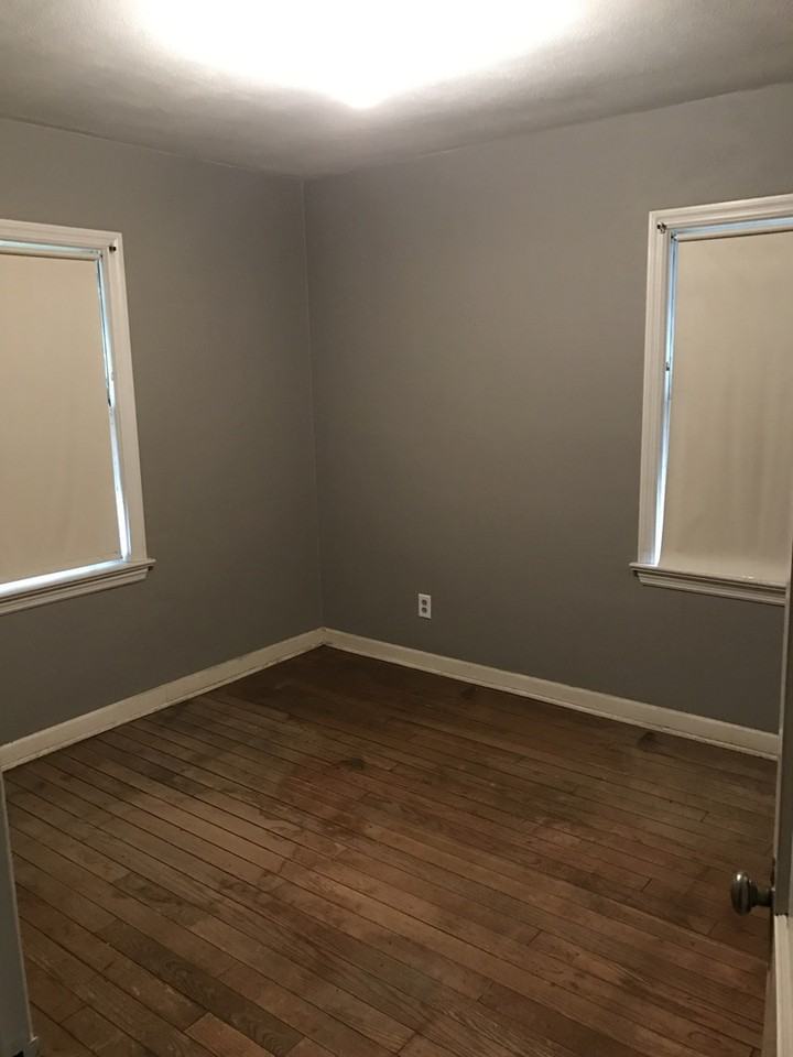 2318 Grace St - Photo 3 of 4