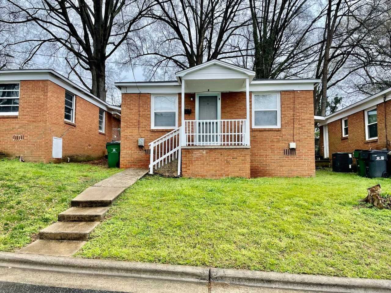 1314 North Mcdowell Street - Photo 2 of 12