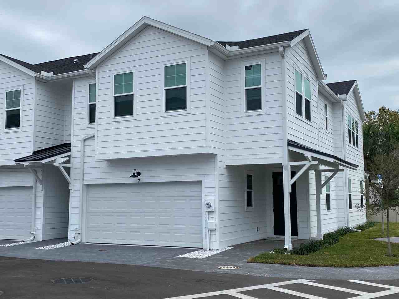 6235 S Manhattan Ave #7 - Photo 2 of 50