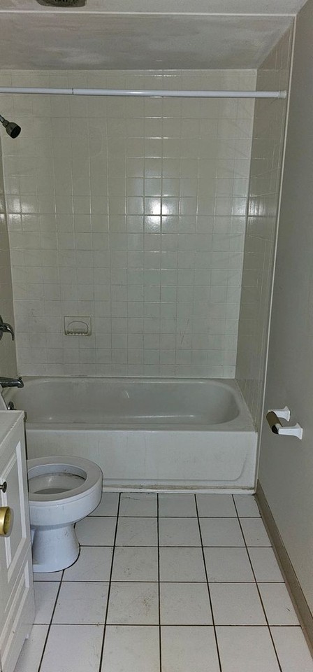 308 Court Street - Photo 3 of 9