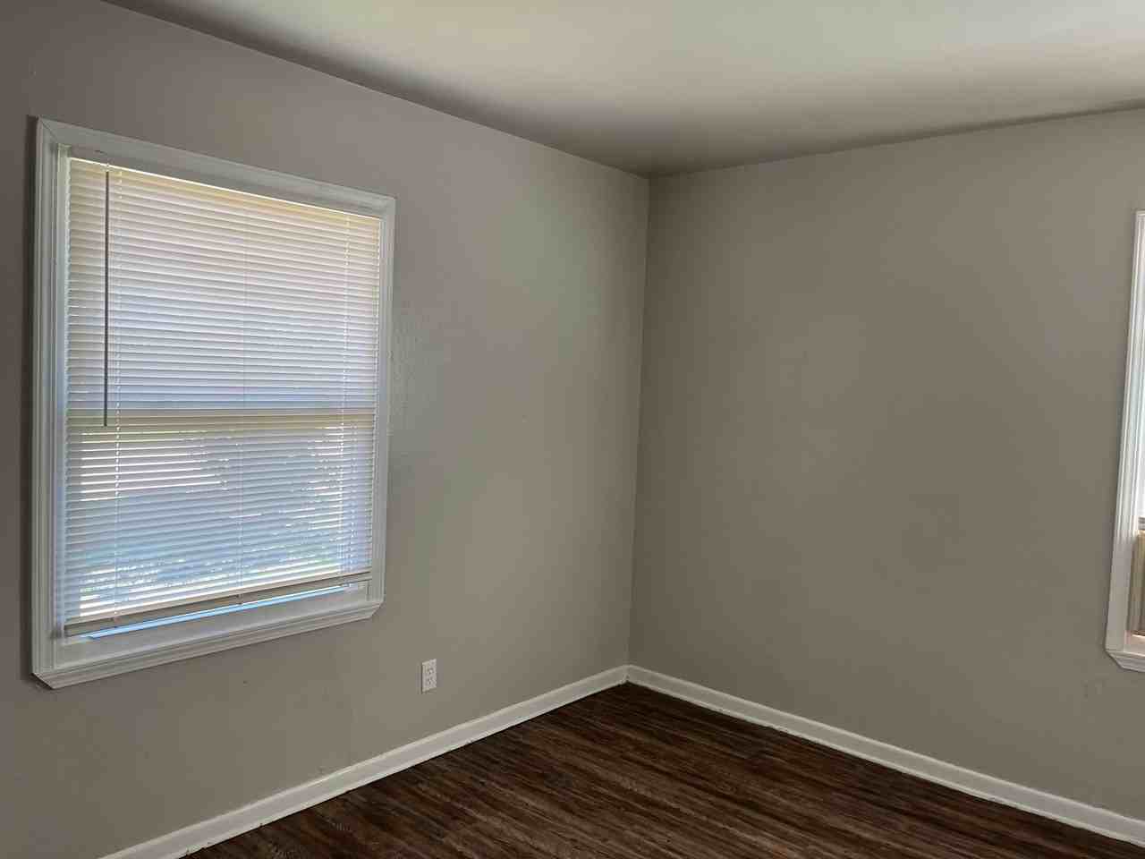 1120 Se 17th St - Photo 6 of 19