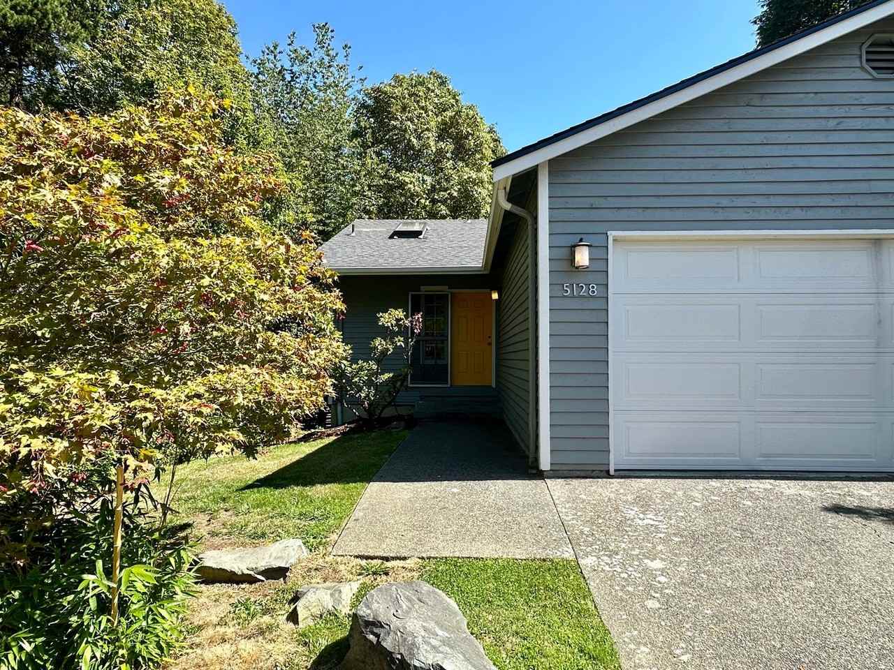5128 S Garden Loop Rd - Photo 2 of 36