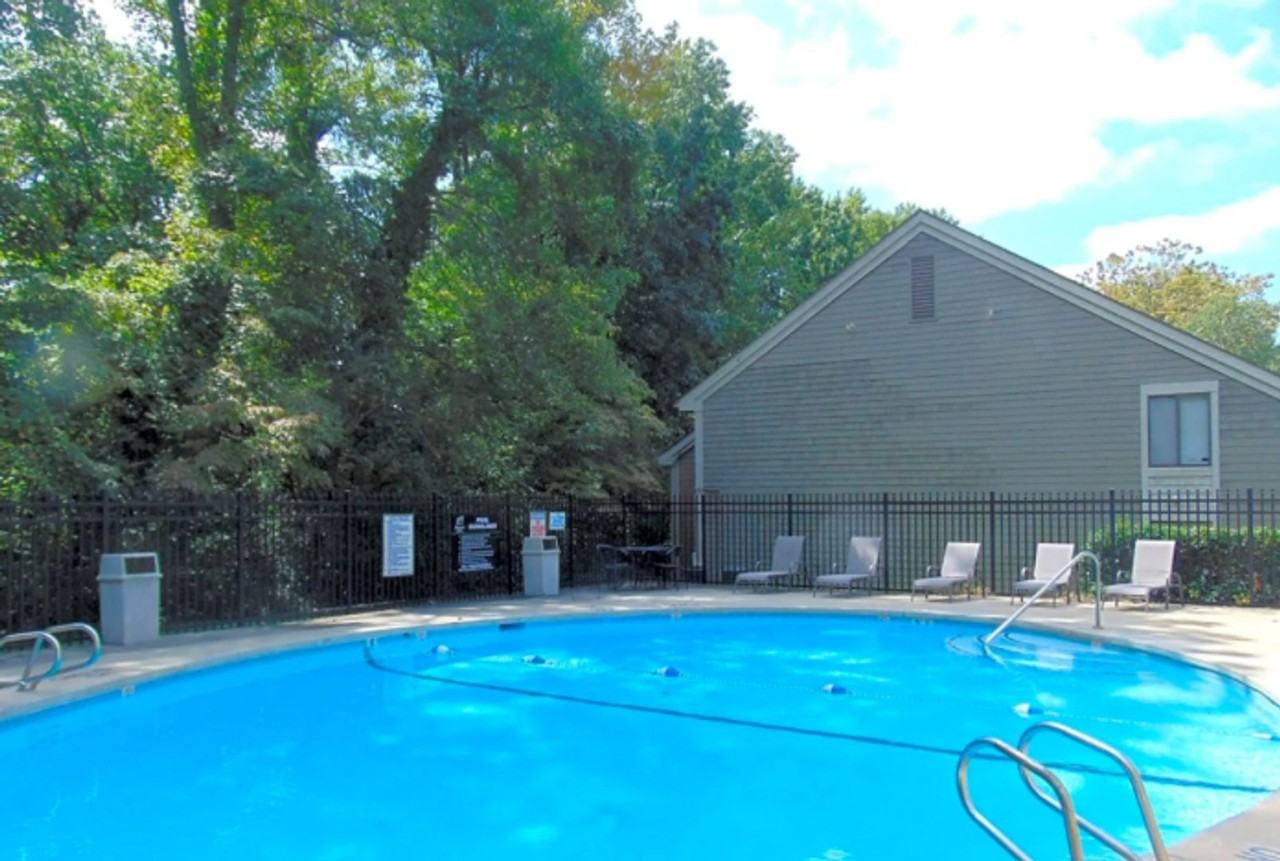 1502 Benjamin Pkwy Apt D - Photo 5 of 13