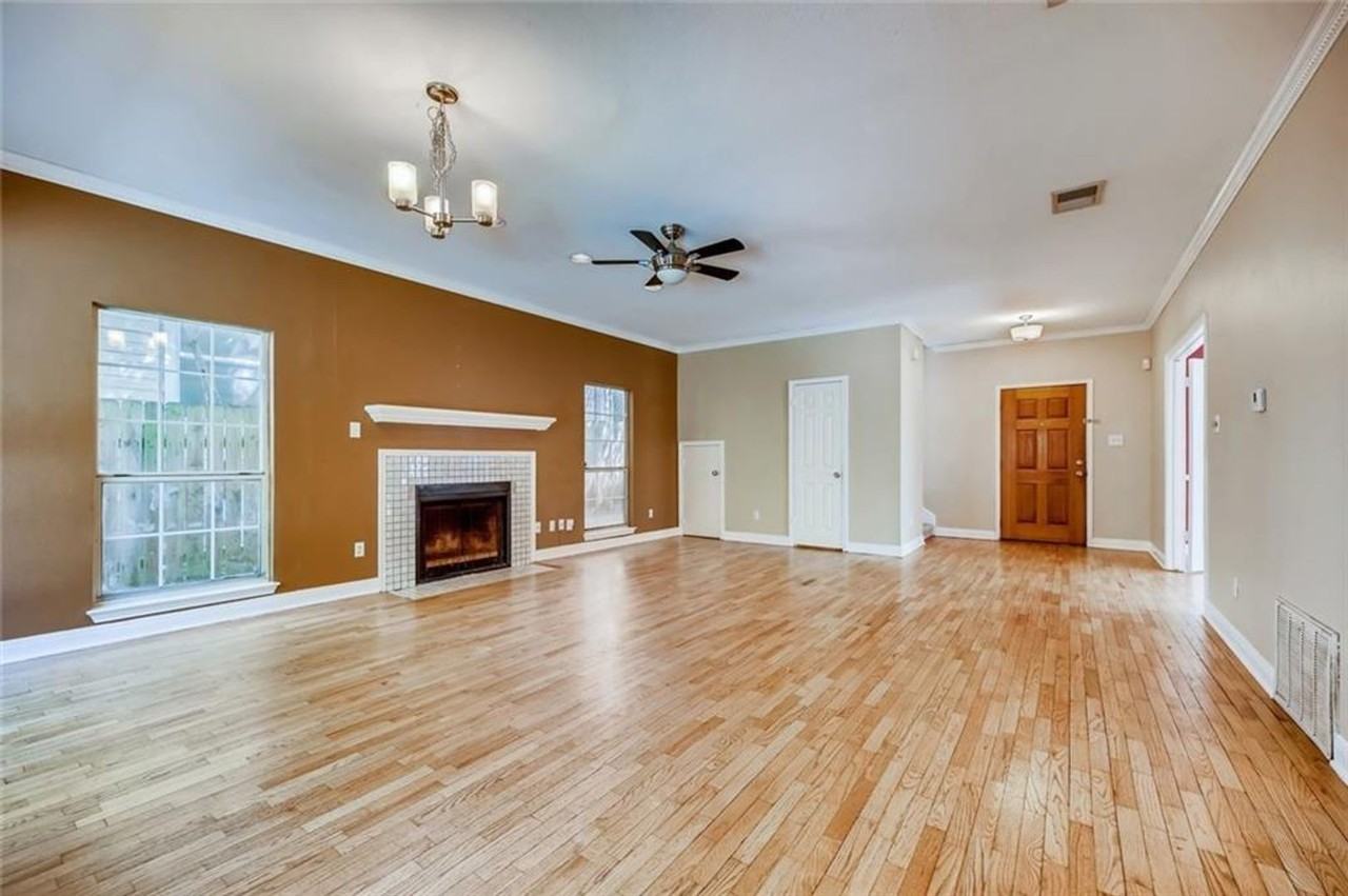 3208 Hampton Rd - Photo 2 of 29