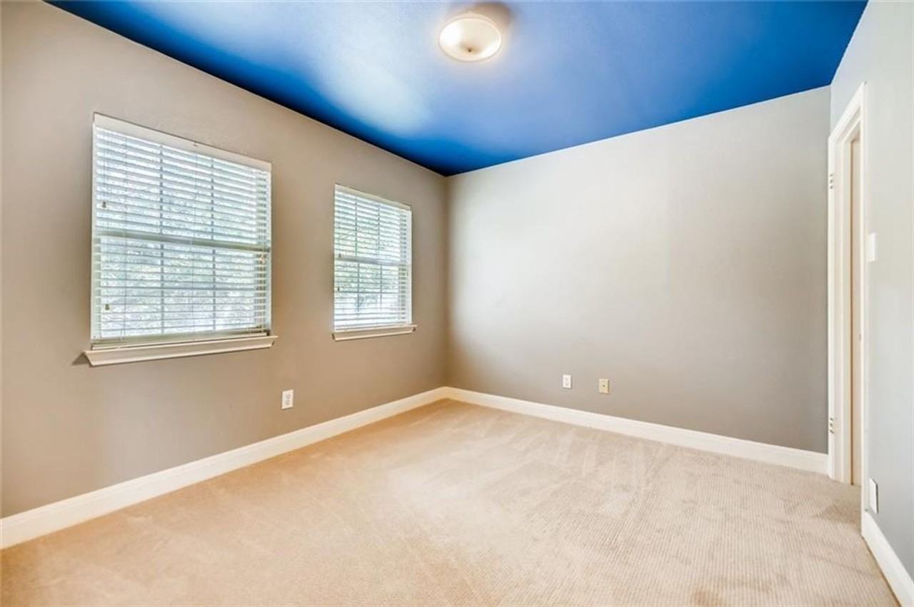 3208 Hampton Rd - Photo 6 of 29