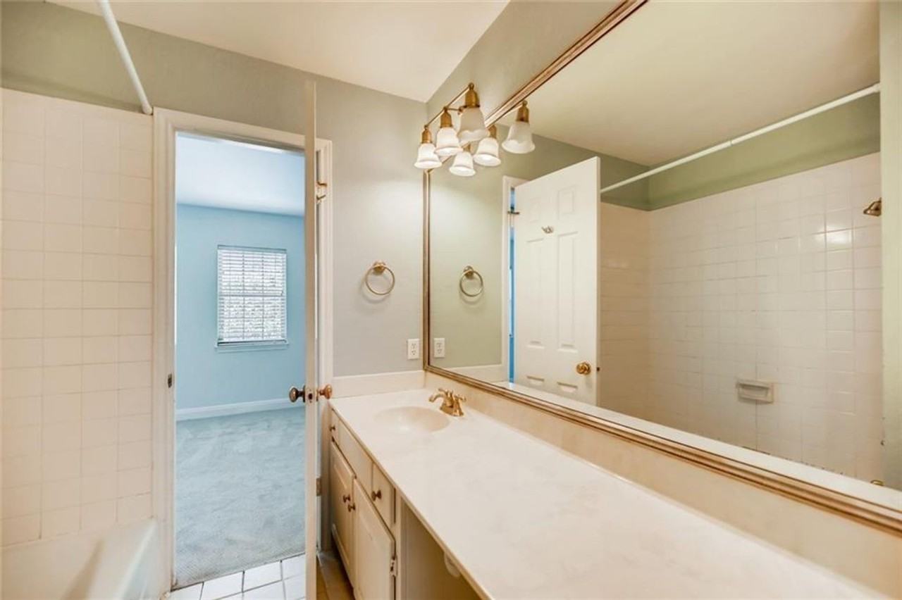 3208 Hampton Rd - Photo 7 of 29