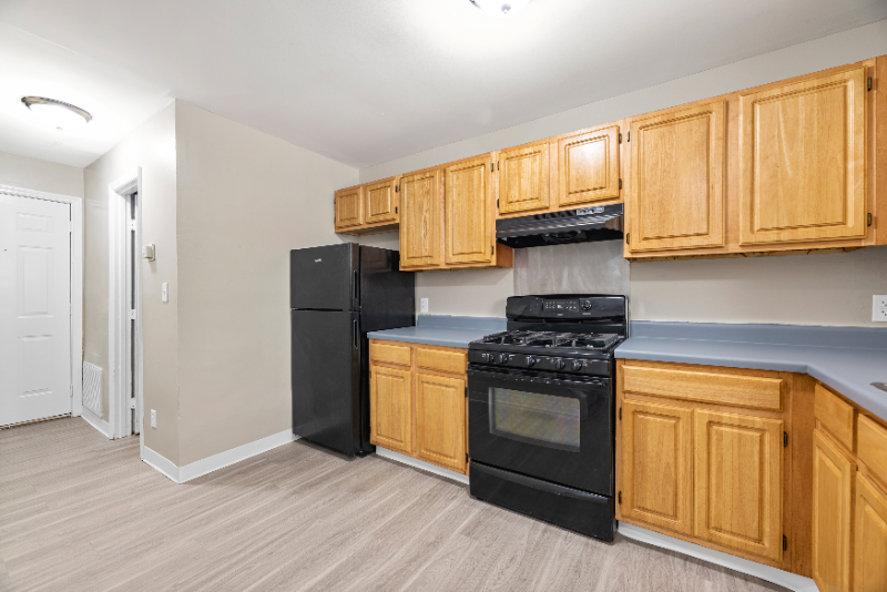 755 Canonby Pl #2-1 - Photo 4 of 14