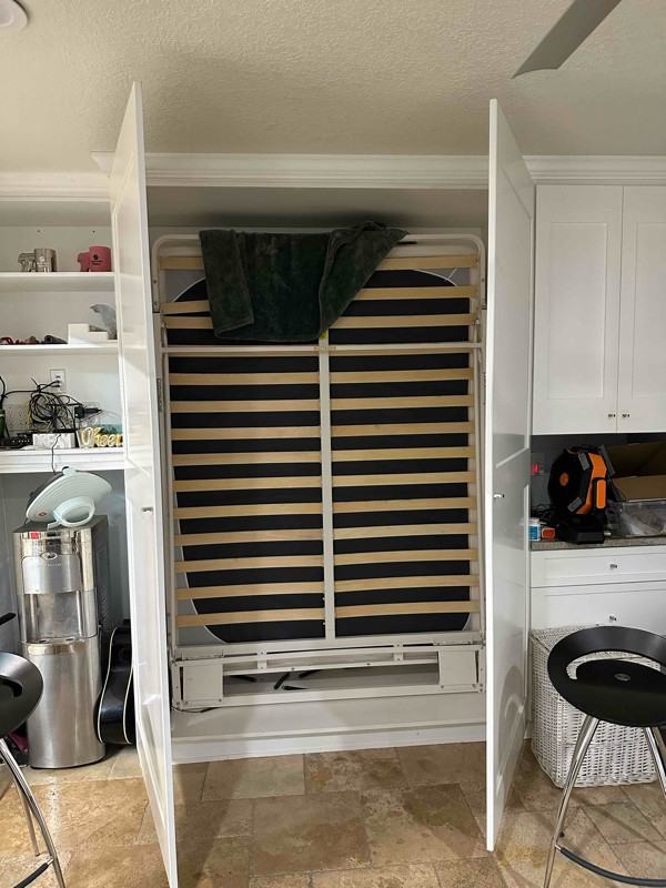 921 W Warren Ave - Photo 3 of 8