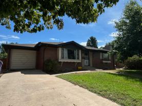 1514 S Locust St - Photo 1 of 1