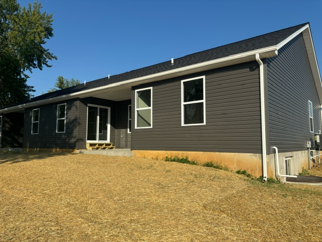 905 Jefferson St #905 - Photo 3 of 20