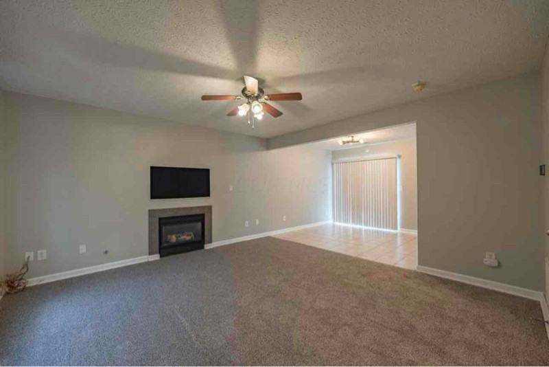2564 Hickory Pine Ln - Photo 3 of 11