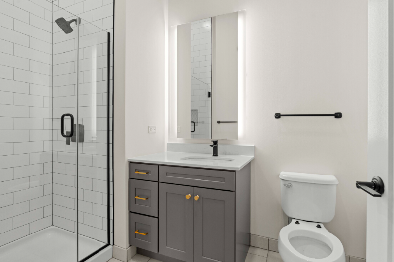 160 W Huron St - Photo 3 of 11