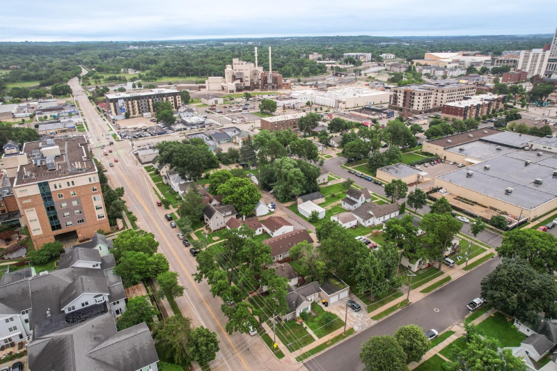 620 2nd Ave Nw #A - Photo 7 of 26