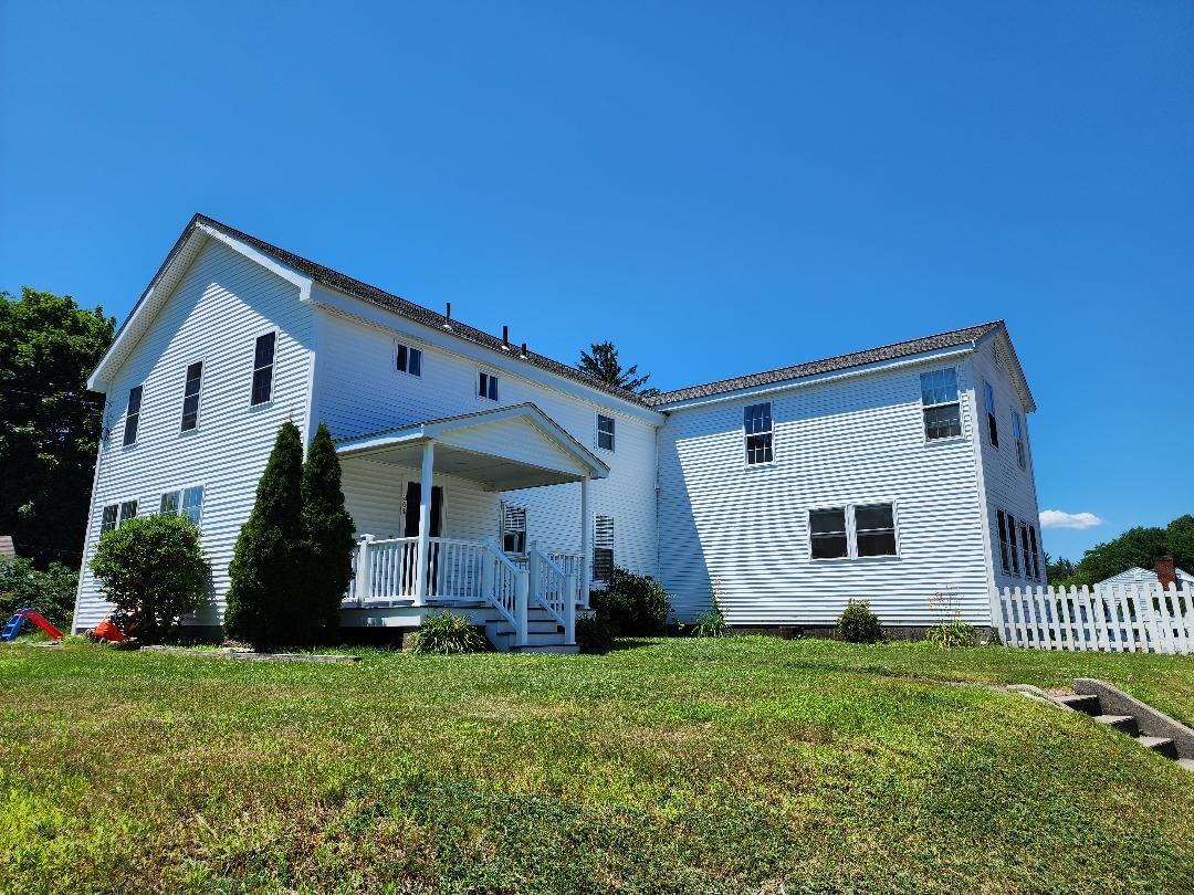 361 East St #B - Photo 2 of 20