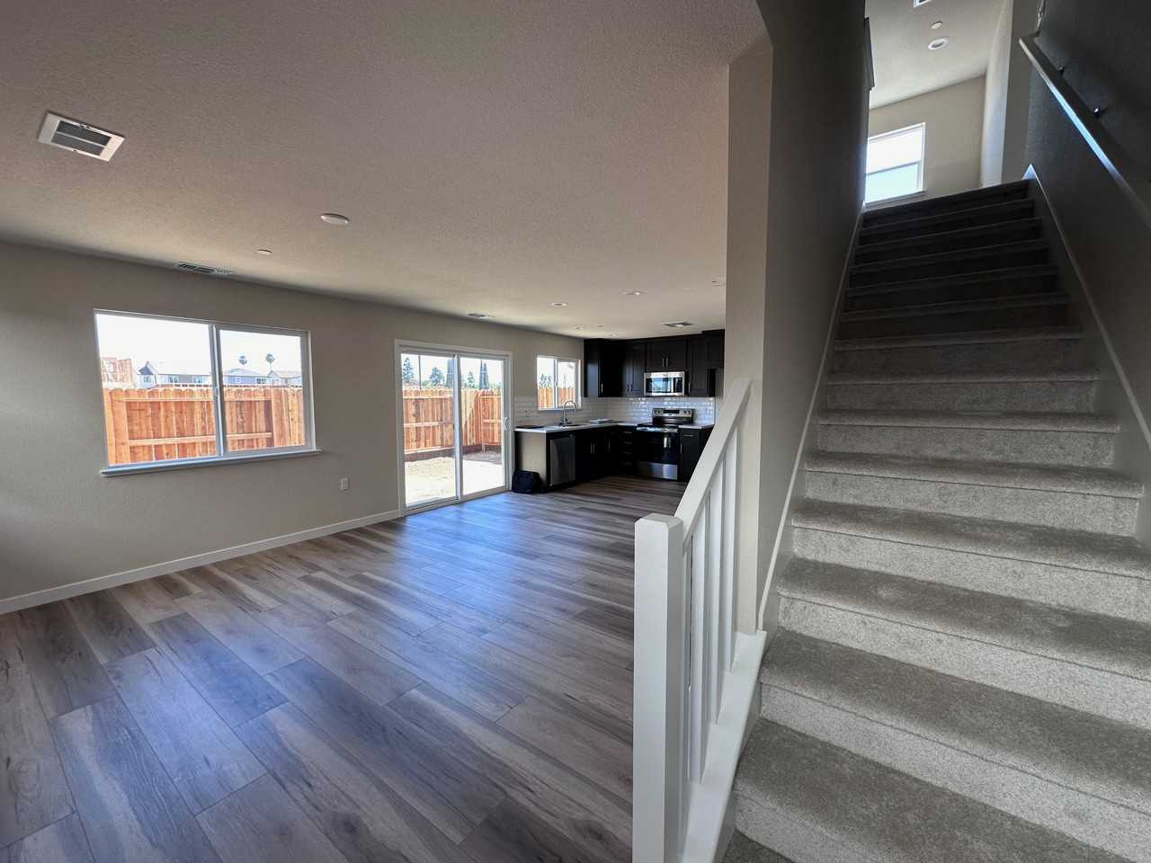 450 Peppercorn Dr #NA - Photo 3 of 33