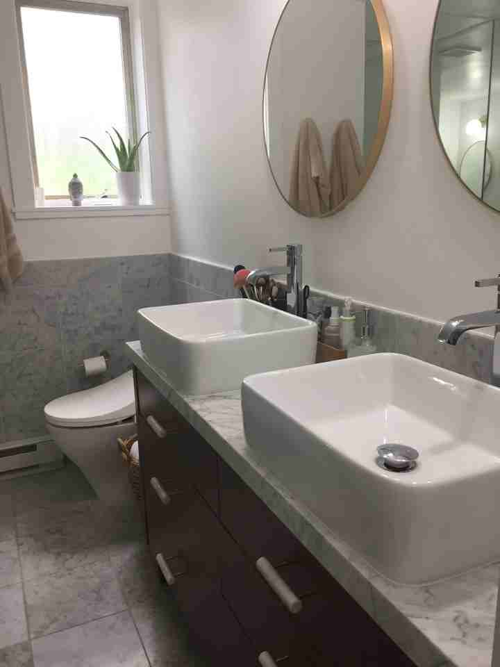 910 W Hallam St #3 - Photo 2 of 10