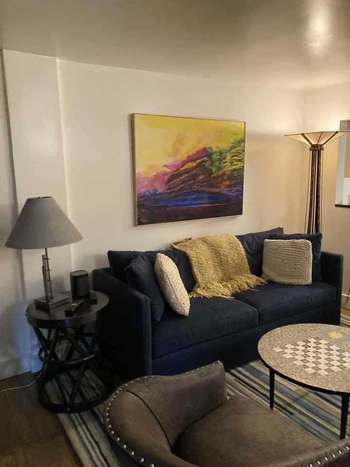 910 W Hallam St #3 - Photo 4 of 10