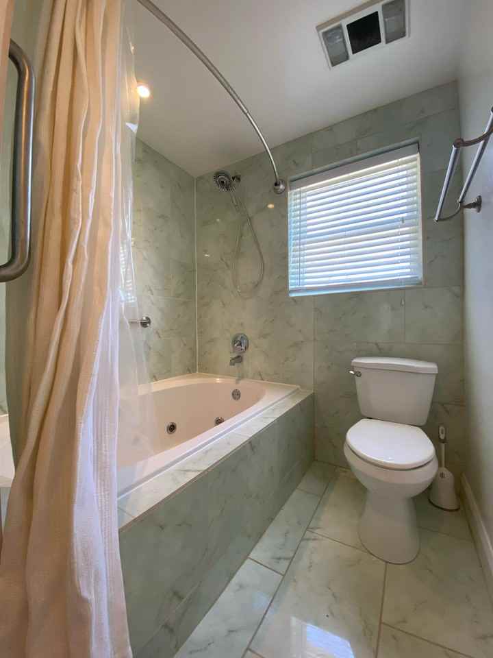 Erdman Ave - Photo 2 of 7