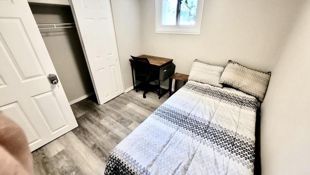 Erdman Ave - Photo 6 of 6