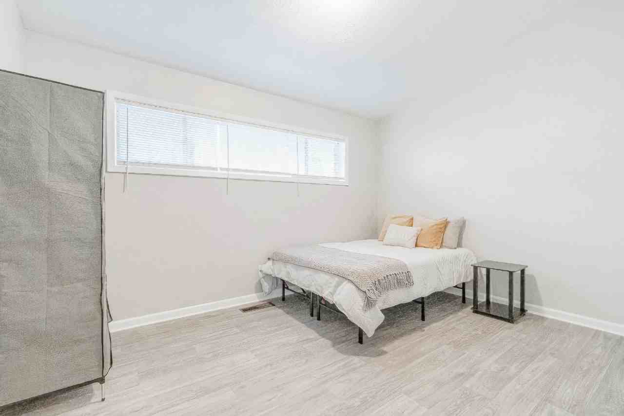 Sahara Drive Southwest - Photo 5 of 8