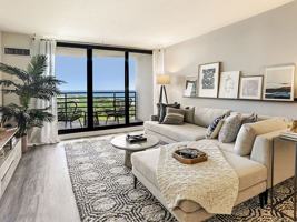 featured image of 1730 N Clark St