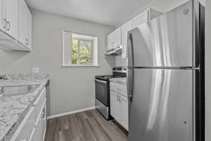 featured image of 850 Williamsbury Dr