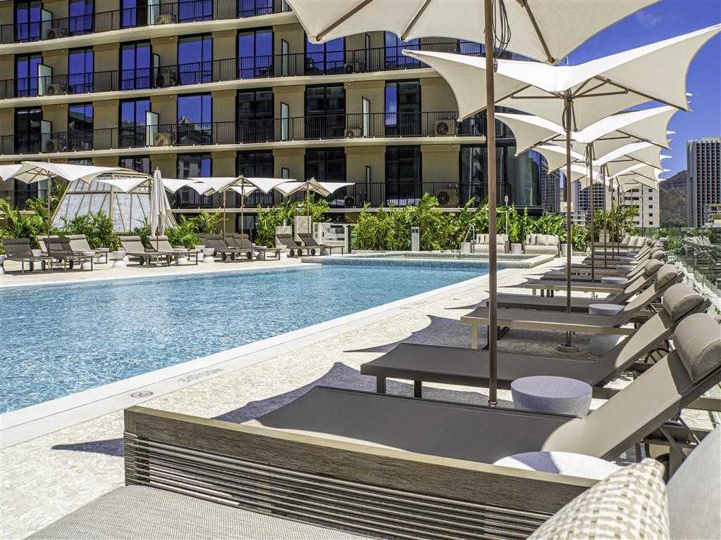 Lilia Waikiki - Photo 6 of 37