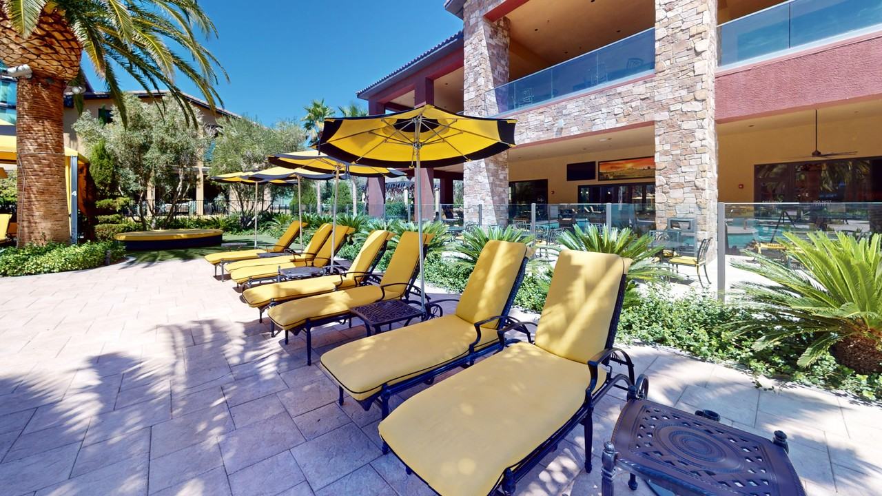 Tuscan Highlands - Photo 4 of 37