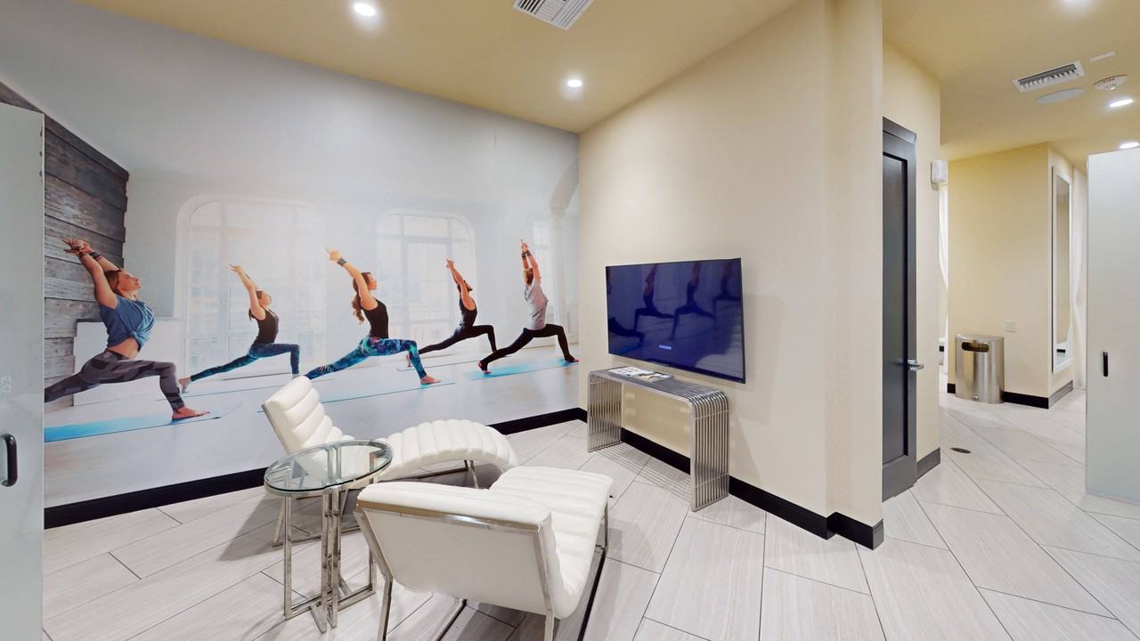 Tuscan Highlands - Photo 6 of 37