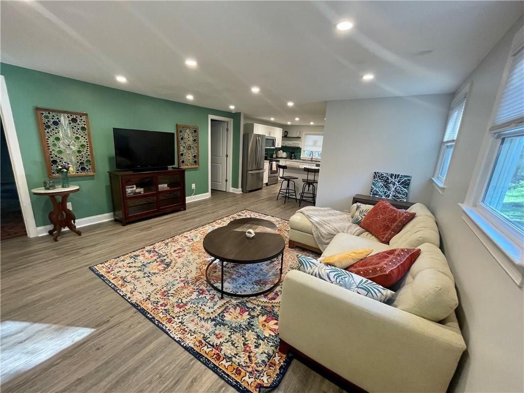 1132 Oglethorpe Ave Sw - Photo 3 of 23