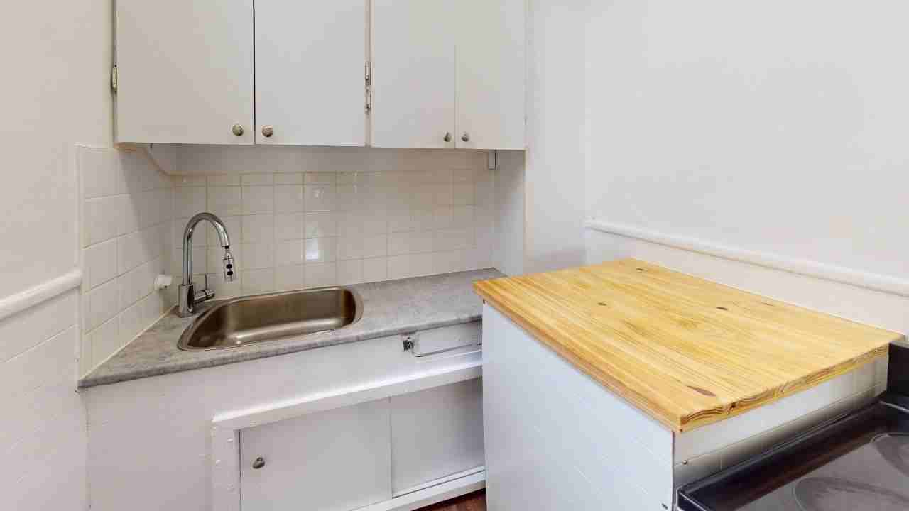 212 ½ - 216 ½ Bank - Photo 2 of 9