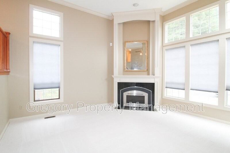 19626 26th Dr Se - Photo 2 of 23