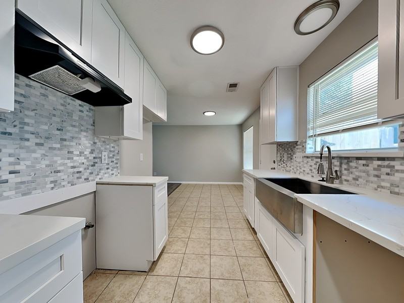 18109 Eganville Cir - Photo 7 of 17